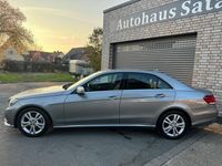 Second-hand Mercedes E200 184 CP (135 kW) 2013 Argintiu Berlinǎ