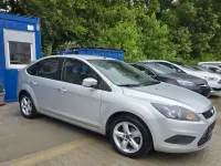 Gebraucht Ford Focus Style 116 PS (85 kW) 2010 Polarsilber metallic Kleinwagen
