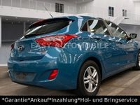 gebraucht Hyundai i30 1.6 CRDi Comfort *1.HAND*TÜV NEU*SCHECKHEFT*