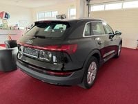 Gebraucht Audi e-tron Basis 230 kW (313 PS) 2021 Schwarz SUV