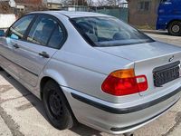 Gebraucht BMW 318 118 PS (86 kW) 1999 Silber Limousine