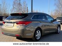 Gebraucht Hyundai i40 Style 177 PS (130 kW) 2012 Beige Kombi