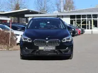 Gebraucht BMW 220 Advantage 192 PS (141 kW) 2018 Black sapphire metallic Kombi