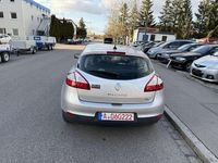 Gebraucht Renault Mégane III Dynamique 131 PS (96 kW) 2009 Platingrau Kleinwagen