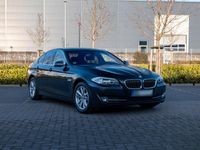 Gebraucht BMW 528 Sport Line 258 PS (189 kW) 2011 Grau Limousine