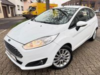 Gebraucht Ford Fiesta 75 PS (55 kW) 2013 Weiß Kleinwagen