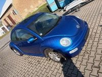 Second-hand VW Beetle 101 CP (74 kW) 2004 Albastru Hatchback