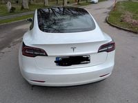 Gebraucht Tesla Model 3 Standard Range Plus 239 kW (325 PS) 2021 Weiß Limousine