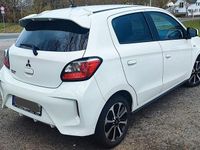 Gebraucht Mitsubishi Space Star Select+ 71 PS (52 kW) 2022 Weiß Kleinwagen