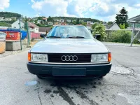 Używany Audi 80 90 KM (66 kW) 1987 Srebrny Sedan/Limuzyna