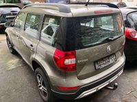 gebraucht Skoda Yeti Active Outdoor 4x4 | EURO6 | TÜV NEU | 1.HD