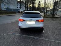Gebraucht Audi A4 150 PS (110 kW) 2019 Weiß Kombi