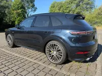 Gebraucht Porsche Cayenne E-Hybrid 340 PS (250 kW) 2022 SUV