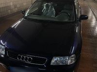 Gebraucht Audi A3 Ambiente 101 PS (74 kW) 1998 Blau Kleinwagen
