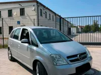 Gebraucht Opel Meriva 105 PS (77 kW) 2006 Silber Van / Kleinbus