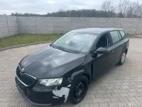 Używany Skoda Octavia 105 KM (77 kW) 2013 Czarny Kombi