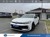 Gebraucht VW Passat R-line 193 PS (141 kW) 2024 Pure white Kombi