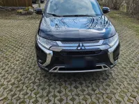 Gebraucht Mitsubishi Outlander Diamant Edition 150 PS (110 kW) 2019 Schwarz SUV