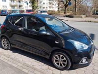Gebraucht Hyundai i10 Passion 67 PS (49 kW) 2016 Schwarz Kleinwagen