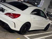 Gebraucht Mercedes CLA250 AMG line 211 PS (155 kW) 2015 Weiß Limousine