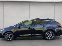 Neu Toyota Corolla Lounge 178 PS (130 kW) 2026 Schwarz Kombi
