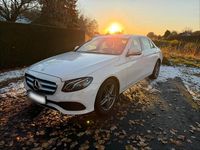 Gebraucht Mercedes E220 194 PS (142 kW) 2016 Weiß Limousine