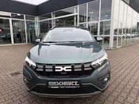 Gebraucht Dacia Jogger Expression 94 PS (69 kW) 2025 Grün Van / Kleinbus