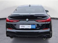 Gebraucht BMW 220 Performance 178 PS (130 kW) 2024 Schwarz Coupé