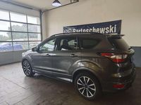 Gebraucht Ford Kuga ST-Line 150 PS (110 kW) 2017 Magneticgrau SUV