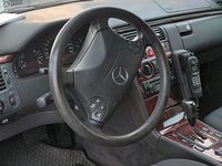 Gebraucht Mercedes E220 143 PS (105 kW) 2001 Silber Limousine
