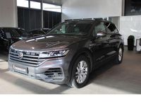 Gebraucht VW Touareg 231 PS (169 kW) 2020 Grau SUV