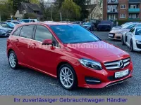 Gebraucht Mercedes B220 177 PS (130 kW) 2016 Rot Kleinwagen