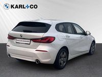 Gebraucht BMW 118 Advantage 150 PS (110 kW) 2021 Mineralweiss metallic Kleinwagen