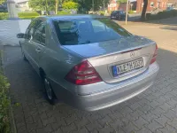 Gebraucht Mercedes C200 Elegance 163 PS (119 kW) 2001 Silber Limousine