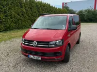 Gebraucht VW Multivan Trendline 150 PS (110 kW) 2019 Rot Van / Kleinbus