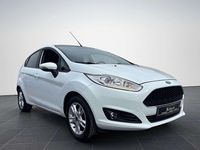 Gebraucht Ford Fiesta Celebration 80 PS (58 kW) 2017 Weiß Kleinwagen