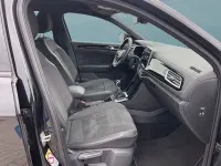 Second-hand VW T-Roc 110 CP (80 kW) 2023 Negru SUV