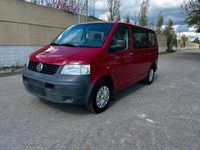 Gebraucht VW Caravelle 102 PS (75 kW) 2006 Rot Van