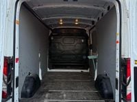 Second-hand Ford Transit 125 CP (91 kW) 2016 Alb Monovolum