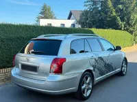 Gebraucht Toyota Avensis Executive 177 PS (130 kW) 2007 Silber Kombi