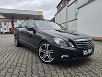 Gebraucht Mercedes E500 Avantgarde 387 PS (284 kW) 2010 Schwarz Limousine