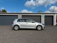Gebraucht VW Golf VII Trendline 110 PS (80 kW) 2016 Silber Limousine