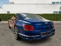 Gebraucht Bentley Flying Spur Mulliner 544 PS (400 kW) 2022 Blau Limousine