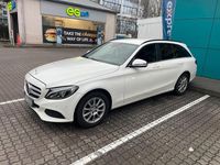 Gebraucht Mercedes C220 160 PS (117 kW) 2016 Weiß Kombi