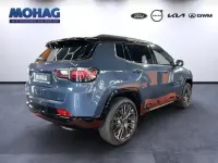 Usado Jeep Compass 80th Anniversary 180 HP (132 kW) 2022 Azul SUV