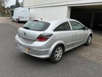 Gebraucht Opel Astra GTC 90 PS (66 kW) 2006 Silber Coupé