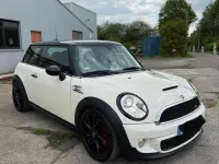 Gebraucht Mini John Cooper Works 211 PS (155 kW) 2011 Beige Kleinwagen