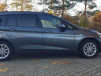 Gebraucht BMW 216 Advantage 116 PS (85 kW) 2015 Mineralgrau metallic Kombi