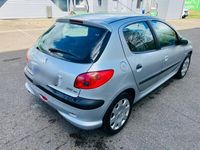 gebraucht Peugeot 206 1,6 Hdi TÜV 02/2026