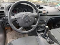 Gebraucht Renault Laguna II 135 PS (99 kW) 2005 Silber Kombi